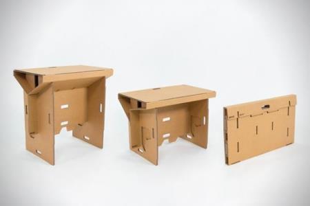 Kendin Pişir Kendin Ye: Cardboard Desk 